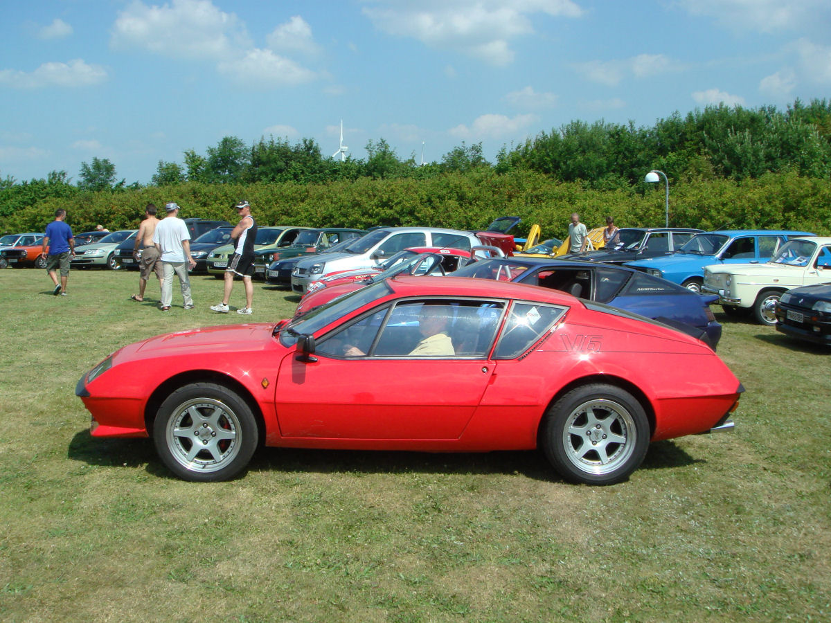 Alpine A310