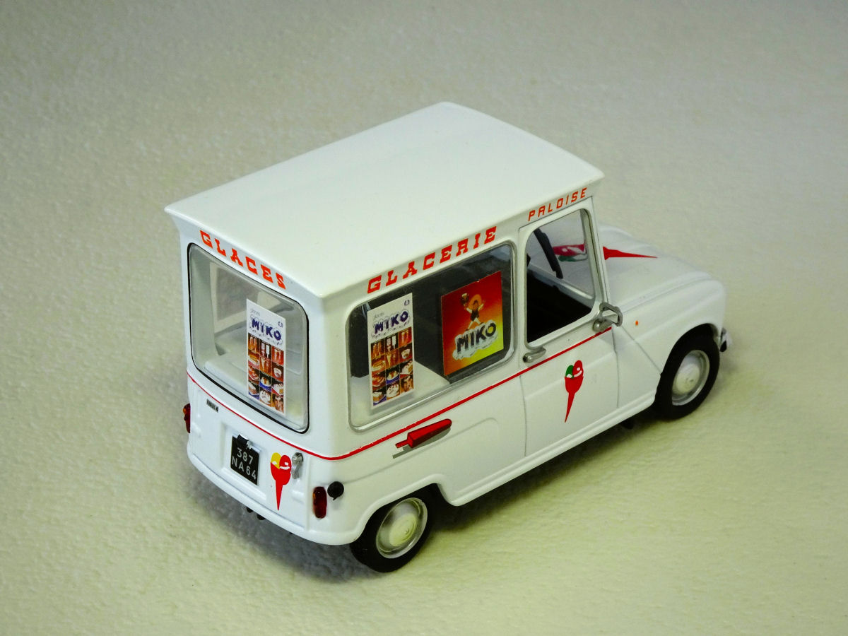 R4 F6 Jäätelöauto