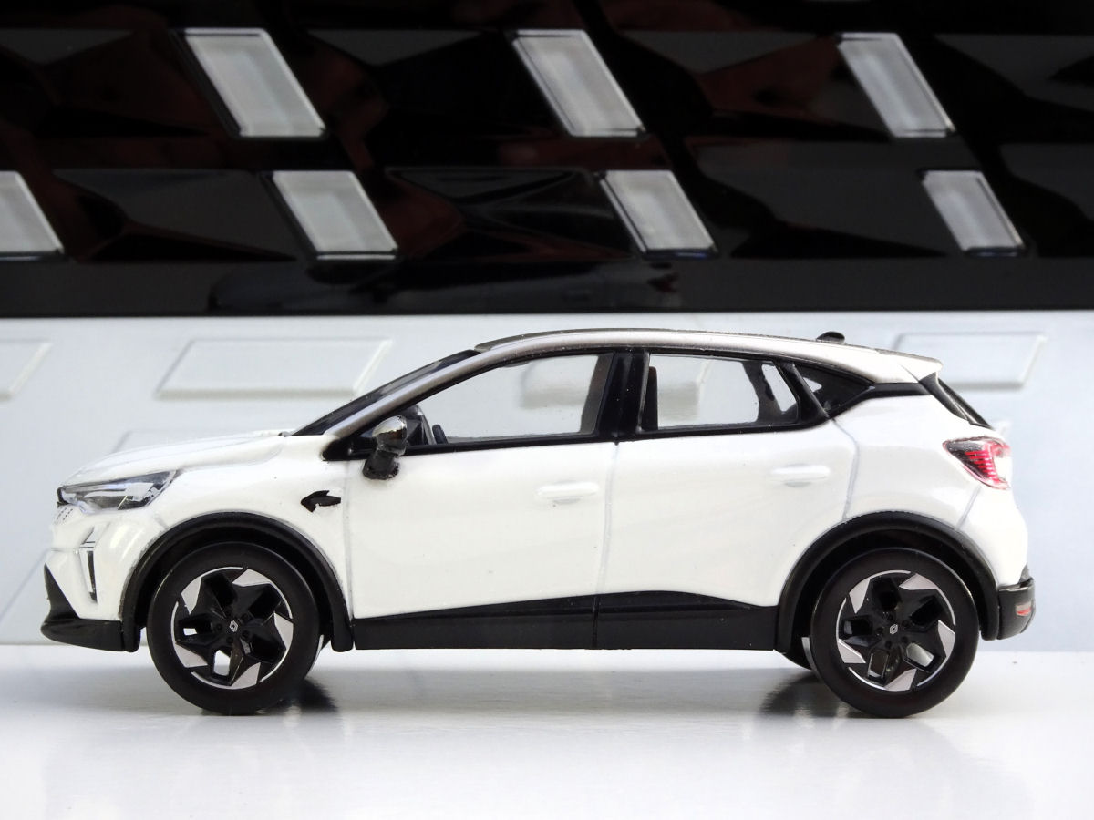 Captur E-Tech Full Hybrid 145 Techno