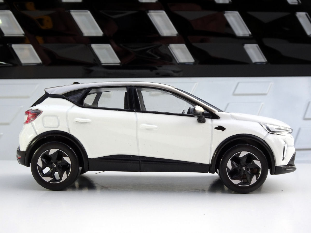Captur E-Tech Full Hybrid 145 Techno