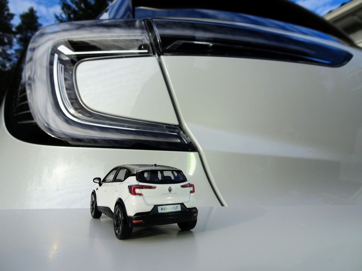 Captur E-Tech Full Hybrid 145 Techno
